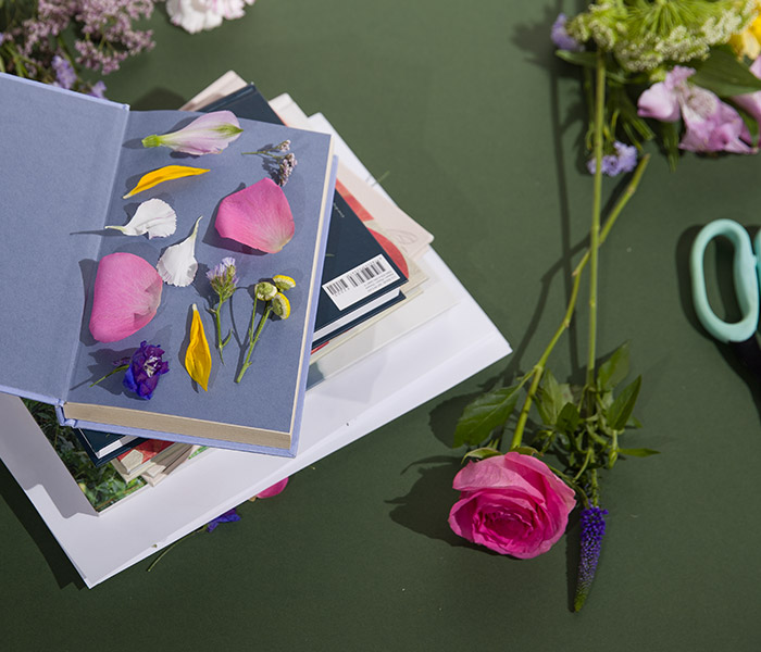 Photo for the journal post: Meaningful moments: how to press flowers