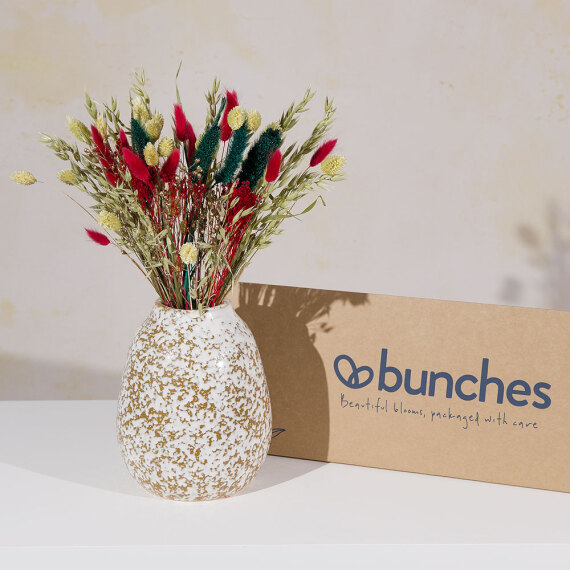 Festive Cheer Letterbox Dried Flowers Festive Cheer Letterbox Dried Flowers