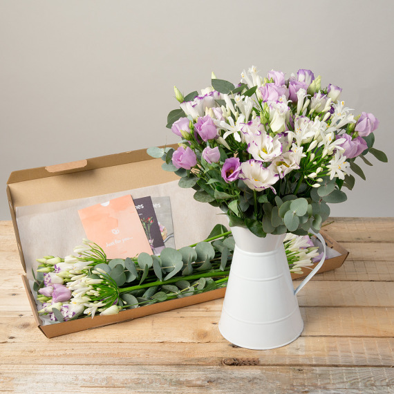 Image of Letterbox Monthly Flower Gift