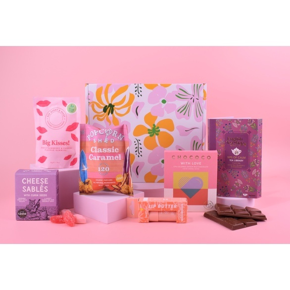Image of Sweet Treats with Tea Gift Set