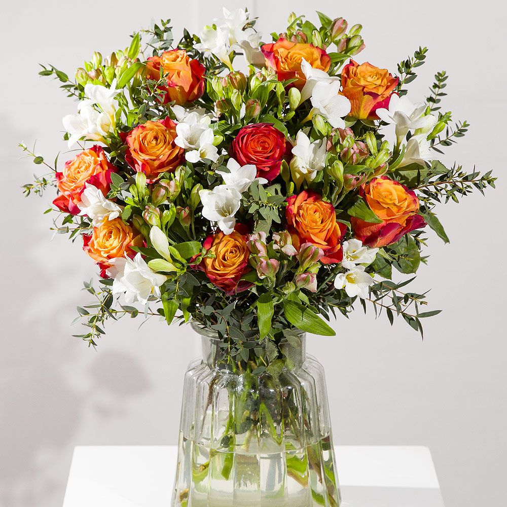 Photograph 1 of Autumn Freesia and Roses Grande