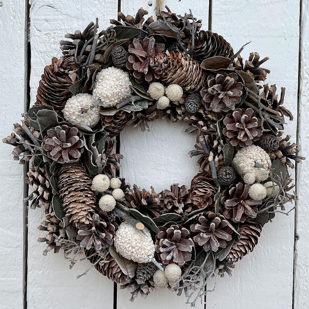 7 buying Frosted wreaths